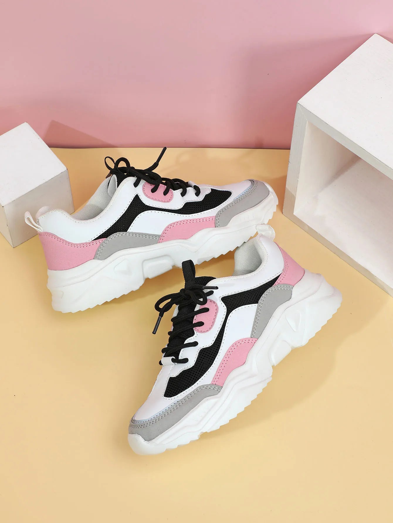 Chunky Sneakers Men Mesh Leather Platform Shoes Mixed Colors Lace-Up Lady Trendy Trainers Thick Sole