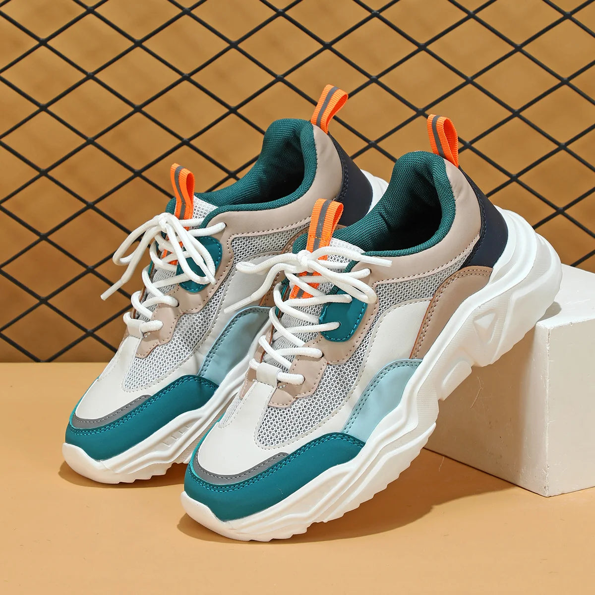 Chunky Sneakers Men Mesh Leather Platform Shoes Mixed Colors Lace-Up Lady Trendy Trainers Thick Sole