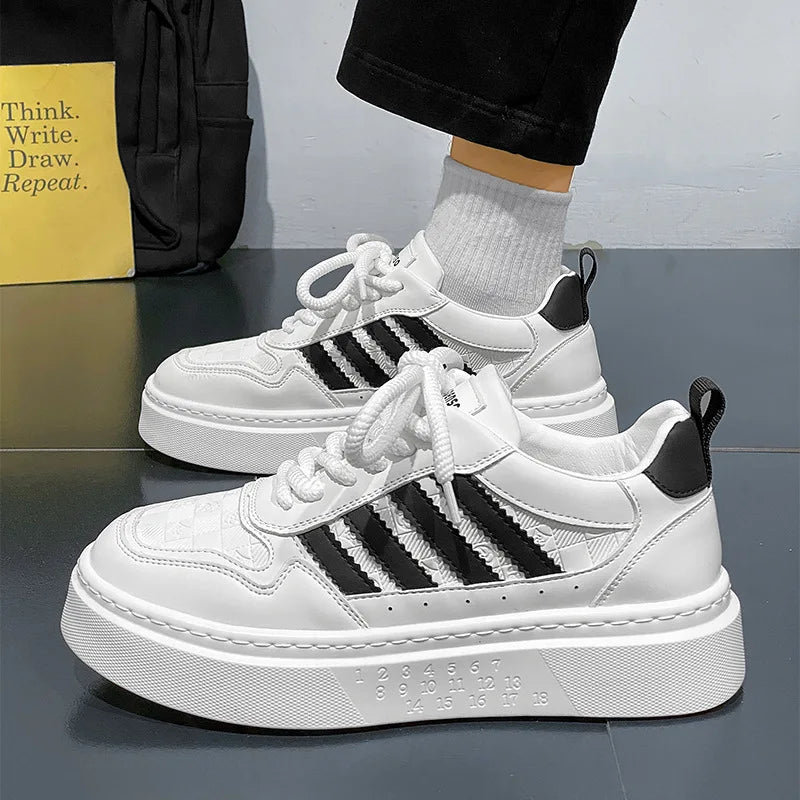 Trendy and Casual: Wholesale Men's White Shoes - Perfect for Autumn Fashion